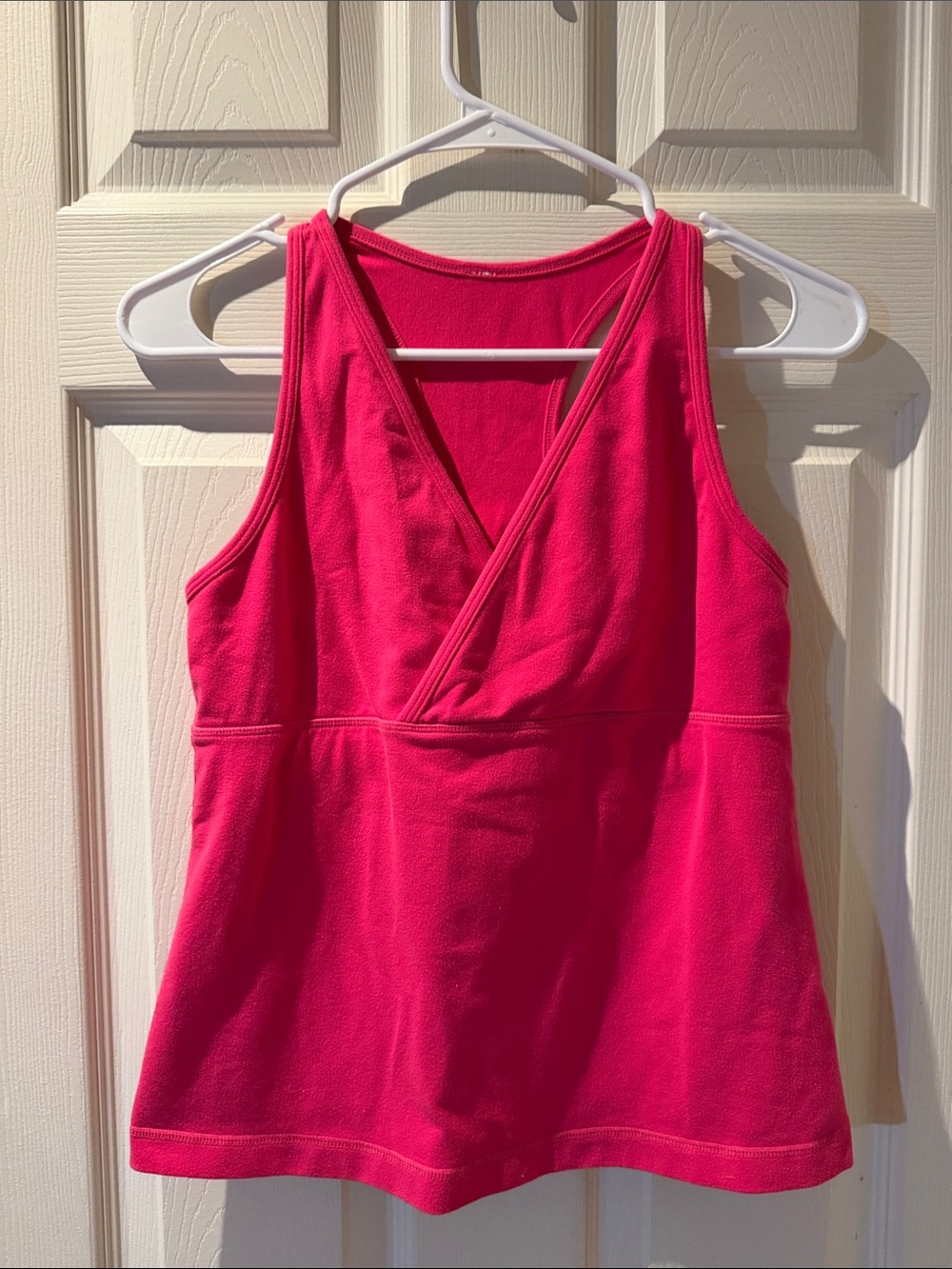 Women’s Pink V-Neck Sleeveless Tank Top